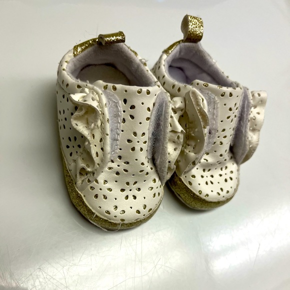 6-9 month girls shoes - Picture 2 of 2